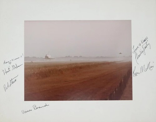 Nasa astronaut signed - nasa,